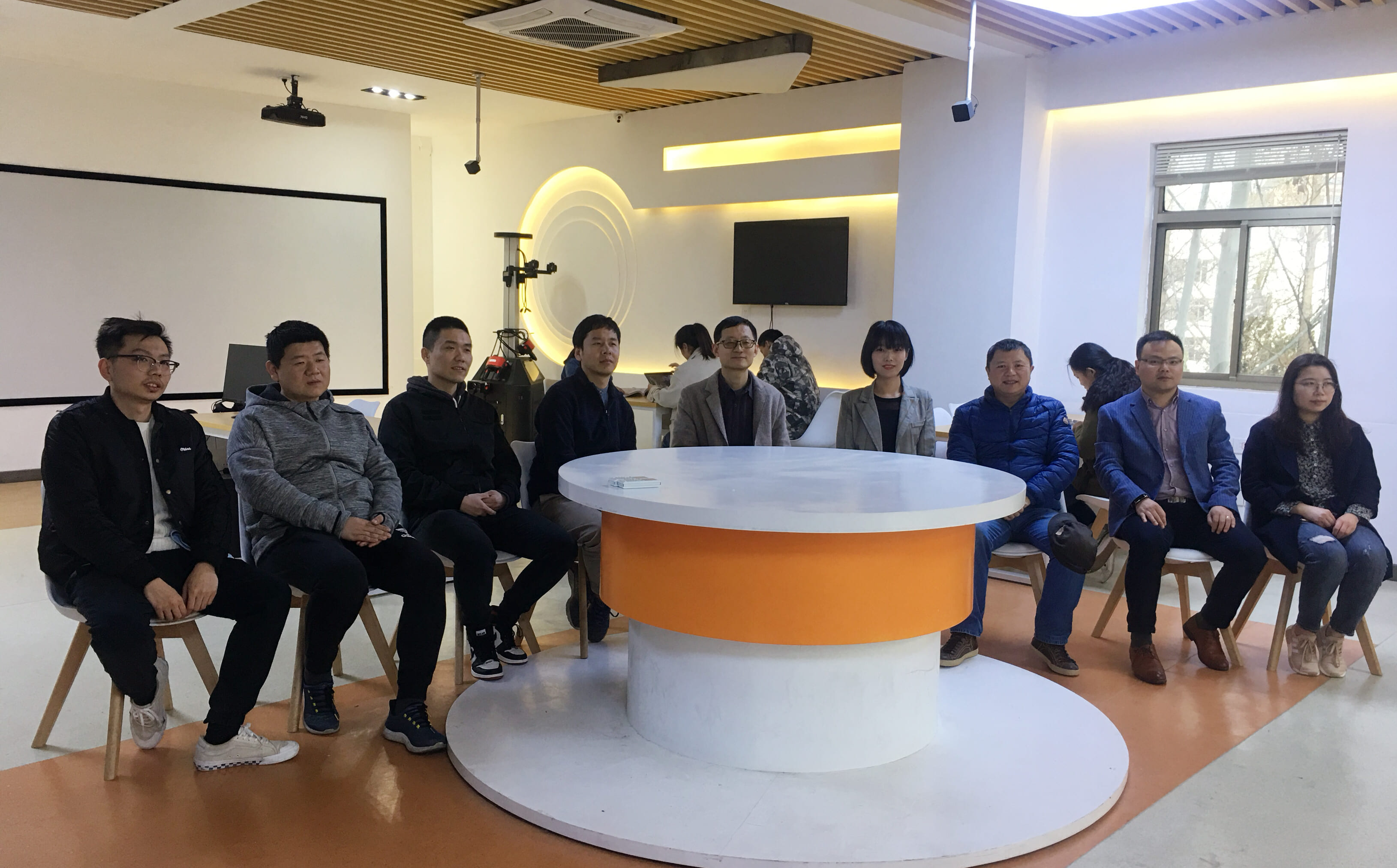 微信图片_20190327175821.jpg